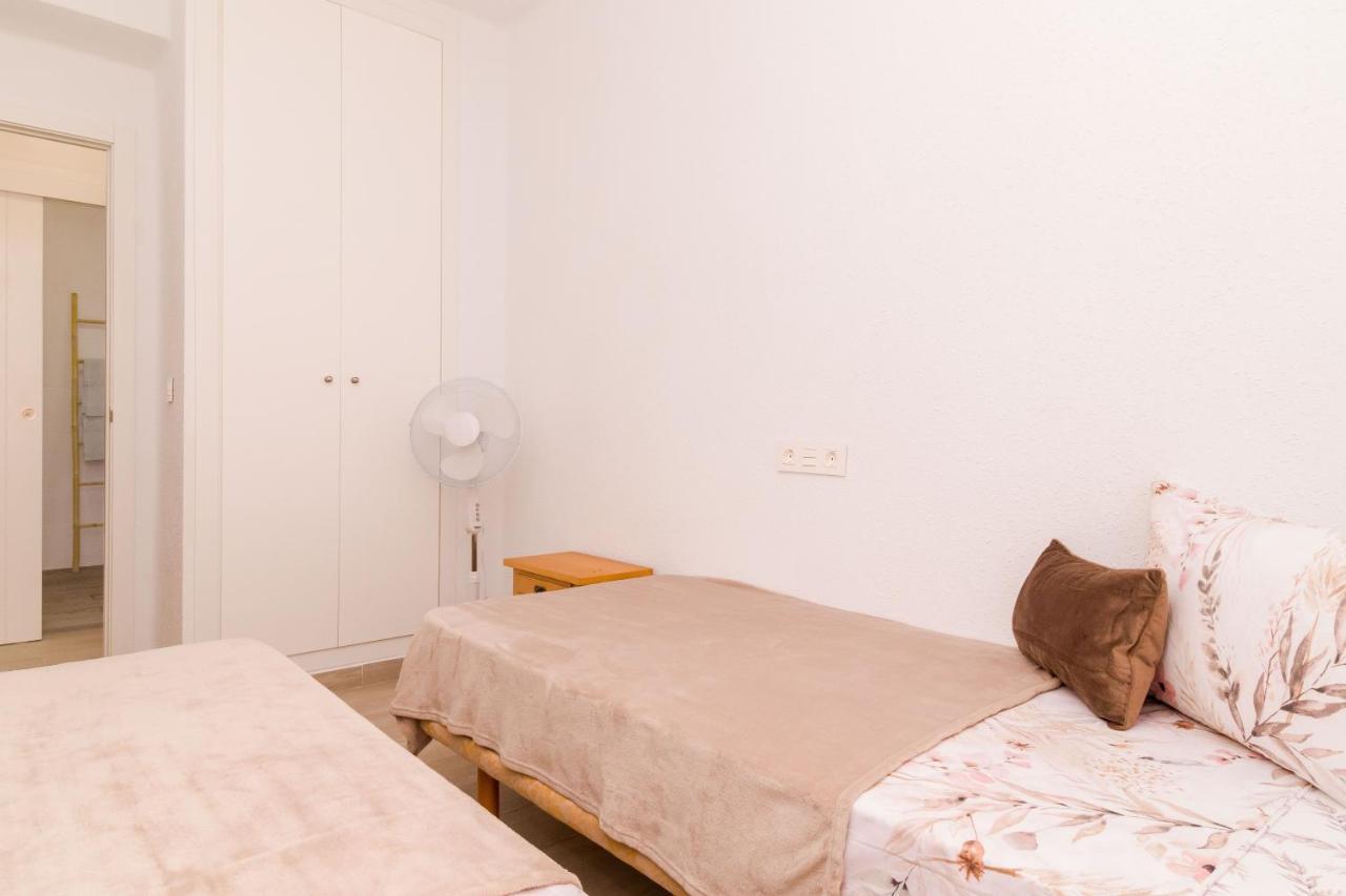Apartamento Bergantin Del Mar Torrevieja Exterior foto